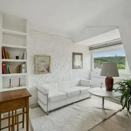 Appartement Above The Rooftops Of The - Duplex With Balcony