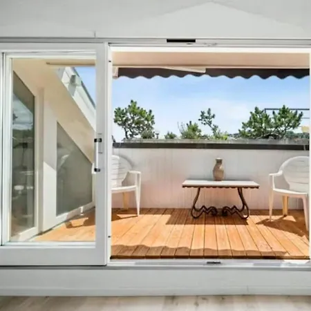 Appartement Above The Rooftops Of The - Duplex With Balcony Stuttgart
